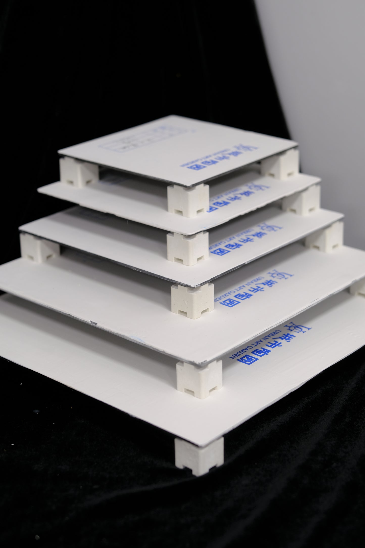【URBAN ART GARDEN】 Ultra-thin non-stick ceramic silicon carbide greenhouse panel (Square shape)